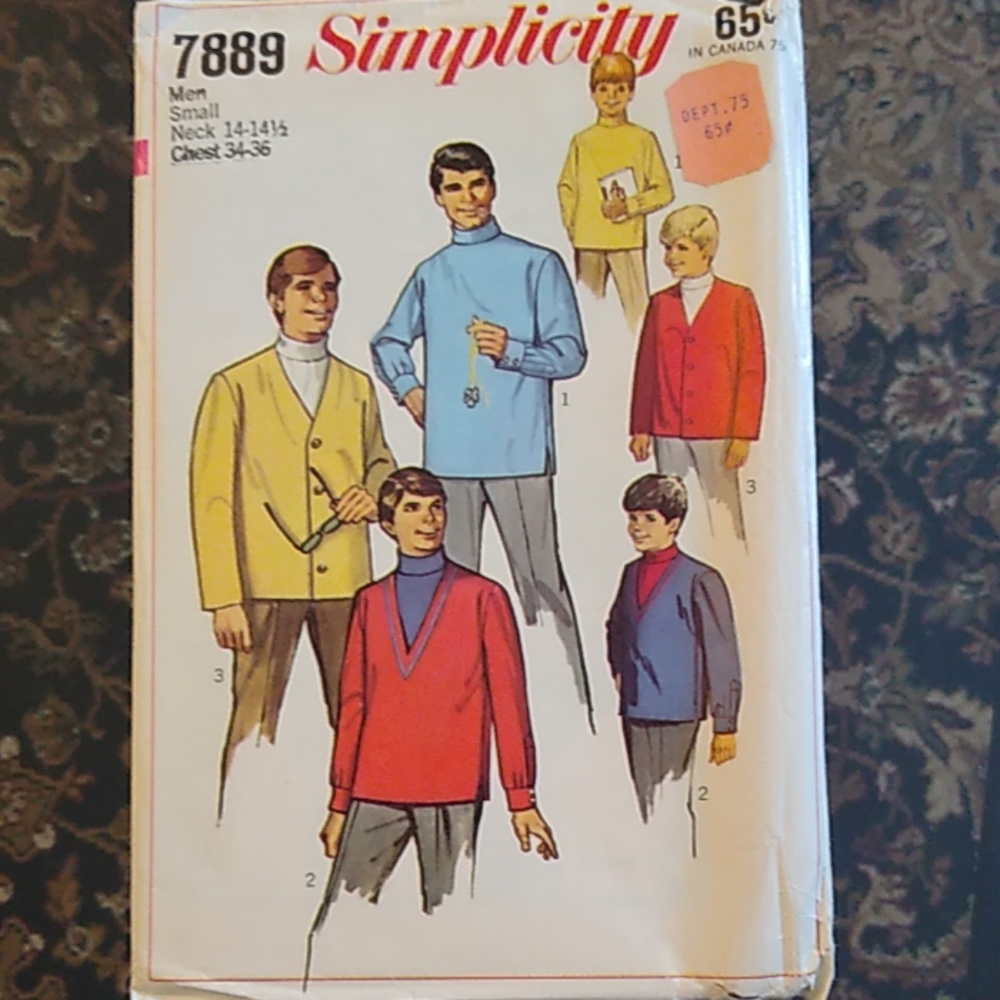 S7889 vintage pattern Uncut